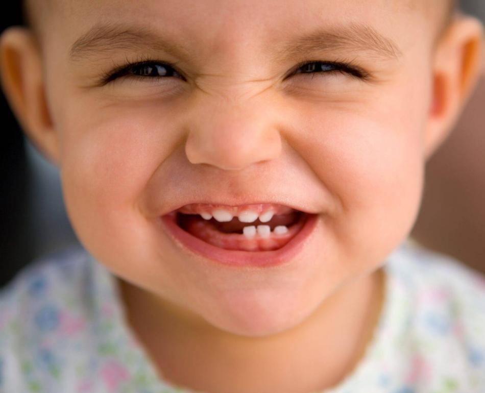 primi dentini e dentizione dei neonati e dei bambini