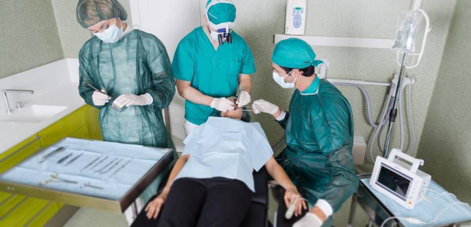 intervento in regime ambulatoriale presso la Clinica Marchetti per la salute di testa e collo