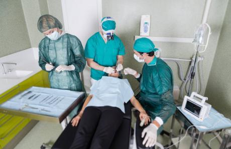 intervento in regime ambulatoriale presso la Clinica Marchetti per la salute di testa e collo