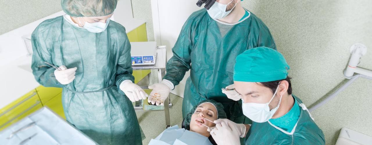 dentista specializzato in patologie del distretto testa-collo